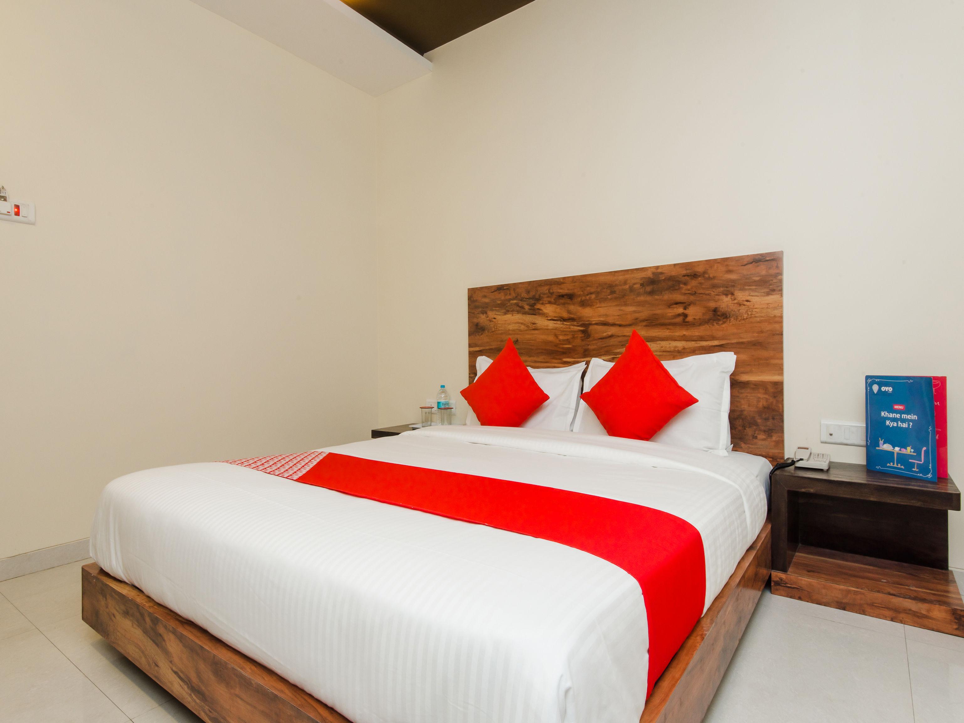 Hotel Sai Comforts Bapane Exterior photo