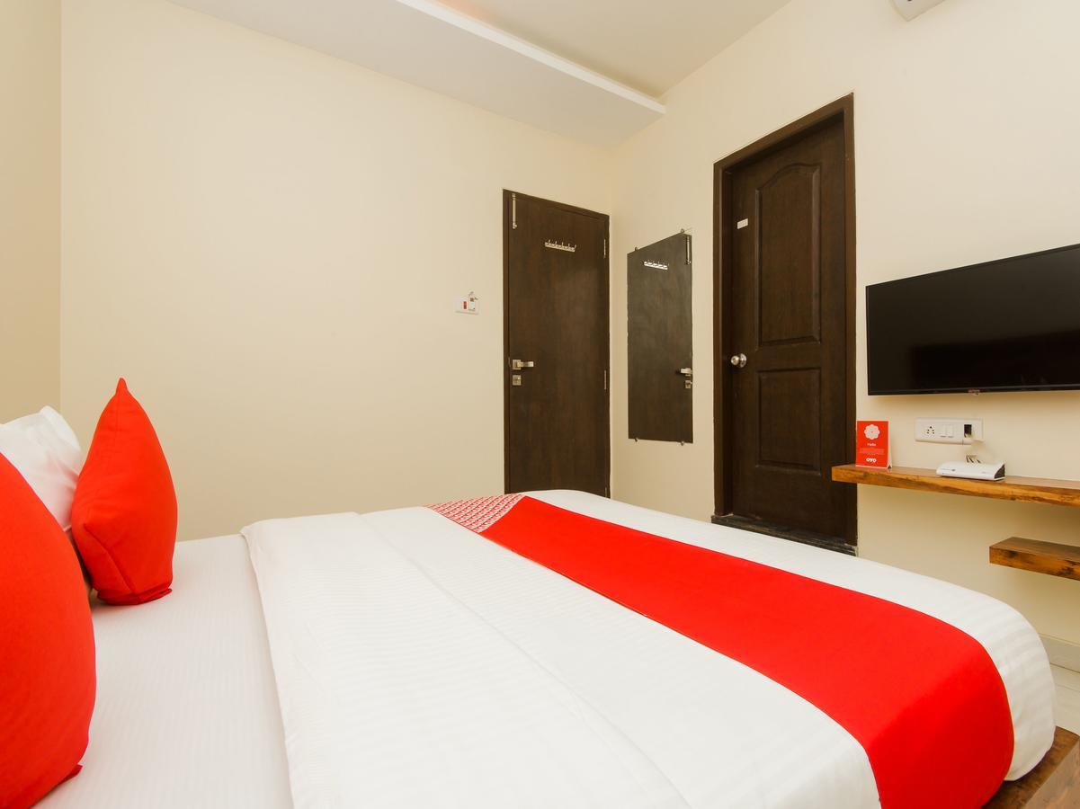 Hotel Sai Comforts Bapane Exterior photo